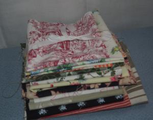 Lot De Tissus Anciens Fleuris En Coton - Pour Patchwork, Artisanal, Ameublement - Neuf