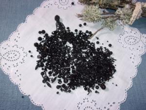  lot de perles noires anciennes : 100 grammes