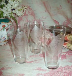 verre ancien champagne, collection, Mumm, blida