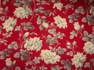 TISSU ANCIEN JOLIES ROSES **