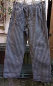 Pantalon ancien de travail en coton rayé