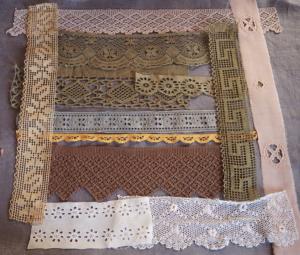 Lot de dentelles et broderies anciennes pour patchwork, 4 mètres, coloris divers
