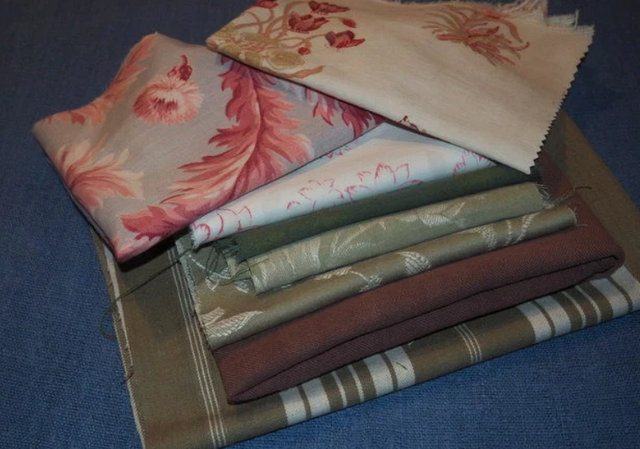 1 Lot de  tissus anciens pour patchwork, scrapbooking, créations textiles