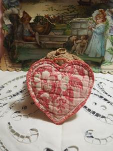 petit coeur, piqué 19 ème, tissu ancien, déco shabby