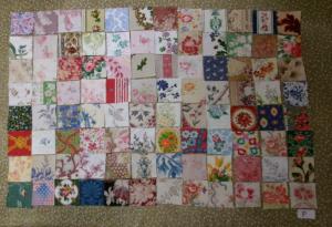   Lot de 96 coupons de tissus anciens pour patchwork créations textiles ,F