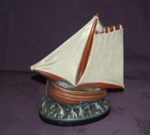 Grande tirelire ancienne , bateau, souvenir de bord de mer, 