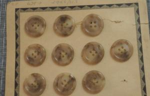  8 boutons anciens campagnards, vêtements de travail