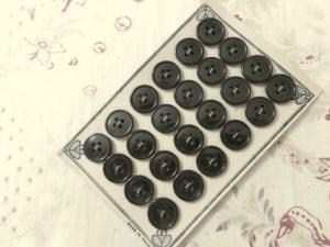 12 boutons anciens campagnards, vêtements de travail