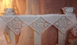  LONG BANDEAU ANCIEN DENTELLE / ETAGERE / RIDEAU /220 CMS   )))