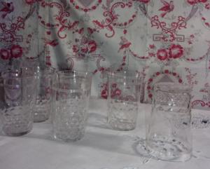 4 beaux grands verres anciens 