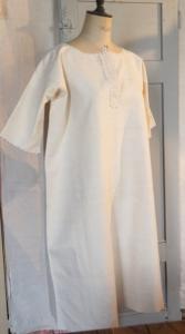Chemise ancienne festonnée main