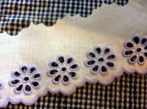 broderie anglaise ,vintage , couture, poupée, 3 mètres, broderie bleu ciel