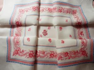 102  Grande et superbe serviette ancienne fleurie , monogramme CL, rare 