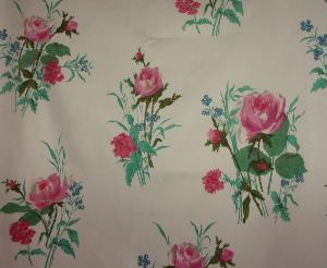 TISSU ANCIEN TRES JOLIS MOTIFS DE ROSES