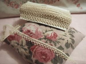 mini dentelle ancienne 3 mètres