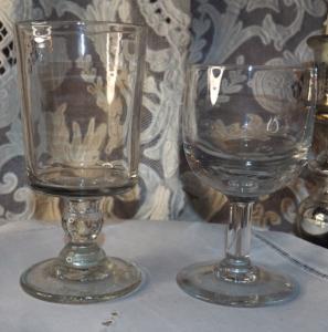 2 beaux verres anciens campagnards