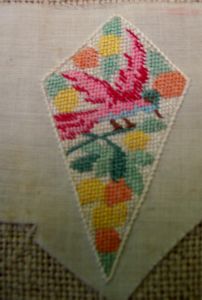 2 petites incrustations anciennes ( ou applications) époque art-déco 