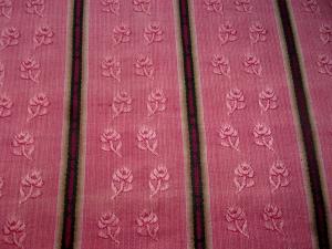  Tissu ancien , petites roses motifs  tissés