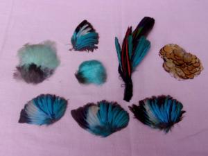  plumes anciennes pour chapeau,  ensembles de petites plumes,couleurs vives, poupée
