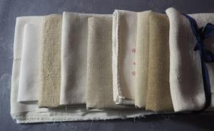 " Un lot de coupons de lins anciens pour créations