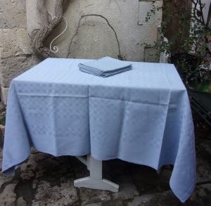 NAPPE ANCIENNE EN DAMASSE TISSU TEINT, coloris bleu