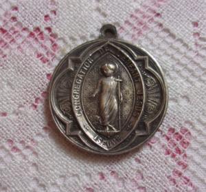 Belle grande médaille ancienne religieuse , 19 ème