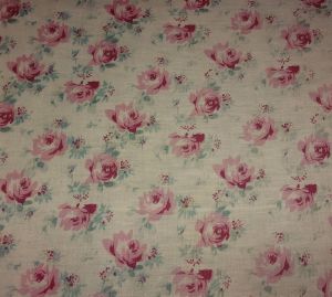 RAVISSANT TISSU ANCIEN ROSES TONS FANES. SHABBY ***