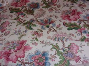 Tissu vintage , jolies fleurs d'indienne