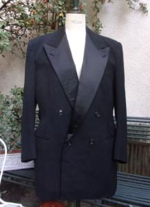 Belle veste noire ancienne pour homme