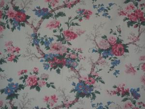 Tissu ancien fleuri, coloris pastels