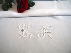 beau et grand monogramme ancien LN