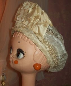 BELLE RARE COIFFE ANCIENNE DE MARIAGE. REGIONALE