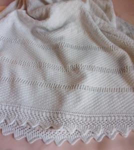  Jupon ancien en tricot, coton blanc