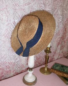 Joli chapeau ancien en paille, chapeau élégant, pas chapeau de soleil