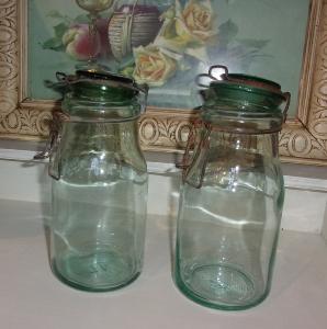 2 BOCAUX ANCIENS OU POTS POUR CONSERVE L IDEALE  #