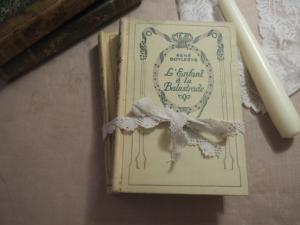 2 charmants petits livres anciens ,COLLECTION NELSON, déco shabby,