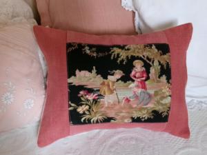 Housse pour coussin en tissus anciens, , jeux d'enfants, toile de Jouy