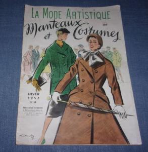 beau catalogue ancien, revue de mode 1957, manteaux et costumes