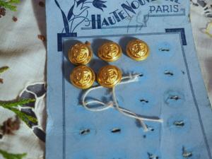 Boutons anciens ancre de marine