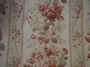 Tissu ancien , 19 ème , beaux motifs de roses