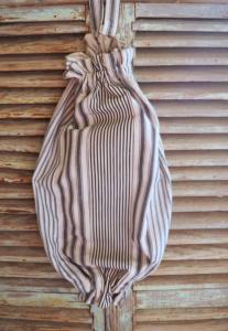 sac en tissus anciens , pour sacs, lingerie , coloris bleus , déco nordique ou bord de mer, pochette