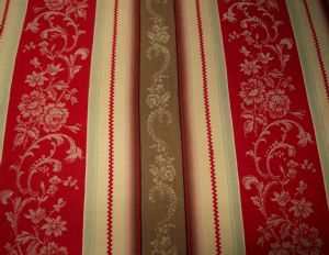 SUPERBE TOILE A MATELAS ANCIENNE 19 EME/ COLORIS BRUN ET ROUGE   )))