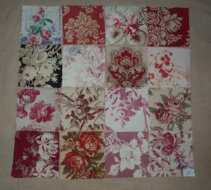 Lot de 16 coupons de tissus anciens pour patchwork