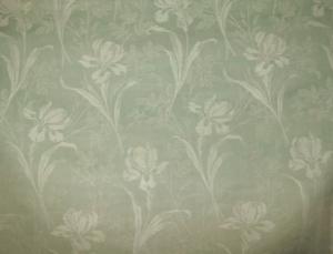 Toile à matelas ancienne, fleurs d'iris , tons fanés, 