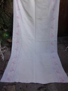 Long rideau ancien en lin, ou nappe, déco shabby, lin imprimé , coloris fanés