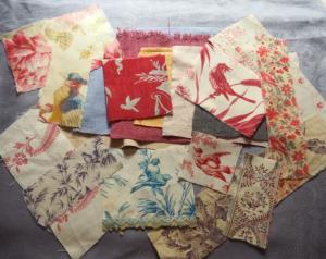 Lot de petits coupons de tissus anciens , avec oiseaux , patchwork, scrapbooking, livre textile , collages 