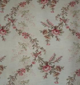 Tissu ancien branches de fleurs et de roses