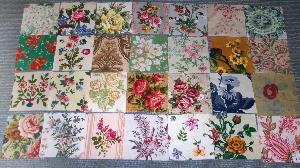 LOT DE 28 COUPONS DE TISSUS ANCIENS POUR PATCHWORK