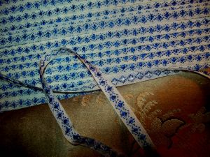 PETIT GALON ANCIEN MINI MOTIFS 3M , bleu