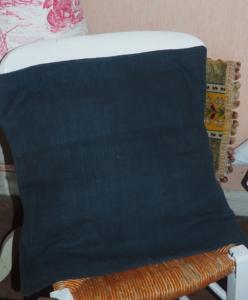 Grand coussin en lin ancien , bleu/gris foncé